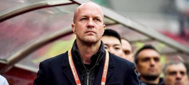 B体育体育登录入口-关于重庆斯威压倒性优势战胜弱旅，取得胜利的信息