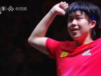 B体育体育网址-赛场上球员的果敢拼搏赢得掌声的简单介绍