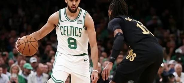 B体育体育视频-凯尔特人大胜骑士，东部排名不变