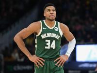 B体育体育链接-黄蜂客场击败雄鹿，重获胜利