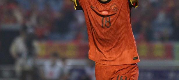 B体育体育网页版登录入口-中国女足再登巅峰，夺得辉煌成果