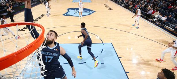 B体育体育娱乐-淮安队在比赛末段决胜时刻紧追不舍，终获胜利