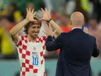 B体育体育电竞-克罗地亚队集体晋级喜悲，前途光明的简单介绍