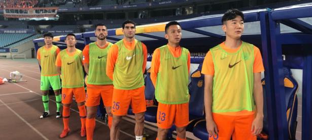 B体育体育直播-鲁能主场不敌苏宁，遭遇突降的简单介绍