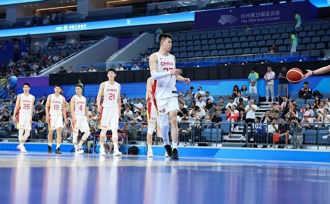 甘肃男篮客场不敌重庆,备战关键战役 甘肃男篮客场不敌重庆,备战关键战役