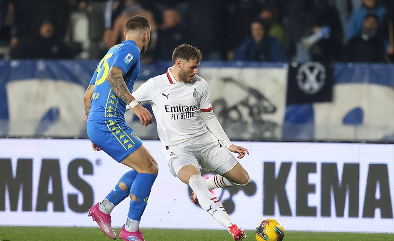 AC米兰惨遭逆转，客场失利的简单介绍