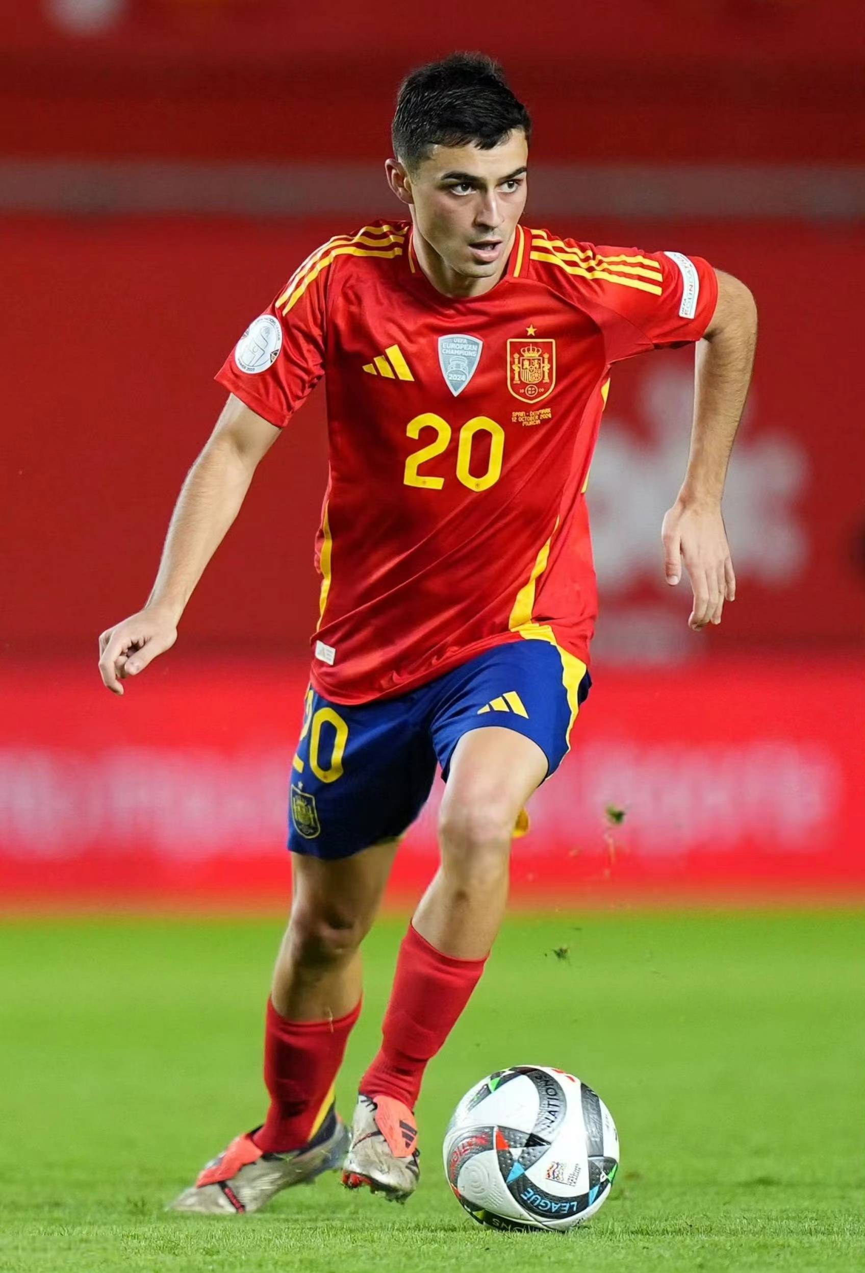 丹麦队在比赛中取得关键胜利,晋级决赛 丹麦队在比赛中取得关键胜利,晋级决赛