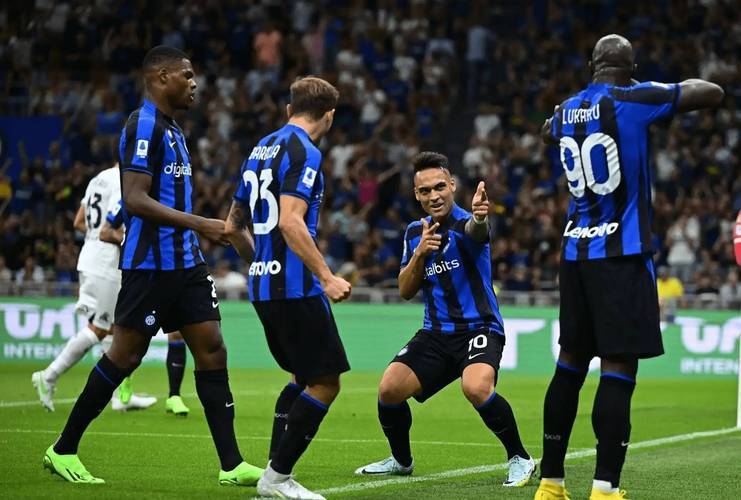 那不勒斯客场大胜乌迪内斯,豪取三分的简单介绍 那不勒斯客场大胜乌迪内斯,豪取三分的简单介绍