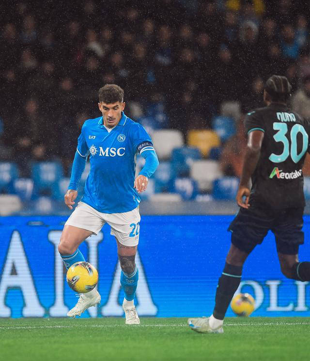 那不勒斯客场大胜乌迪内斯,豪取三分的简单介绍 那不勒斯客场大胜乌迪内斯,豪取三分的简单介绍