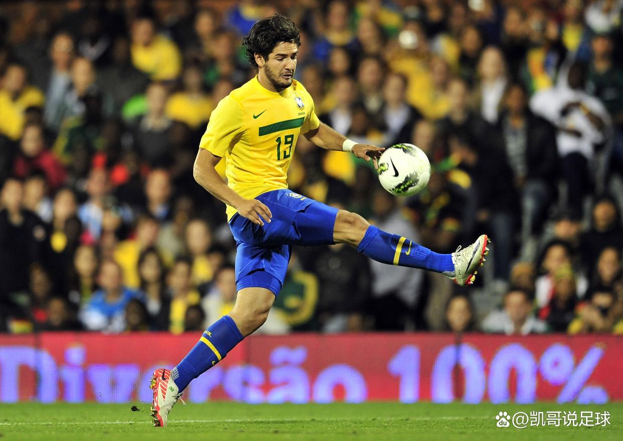 比赛精彩无比，球员们的精湛技艺令人惊叹