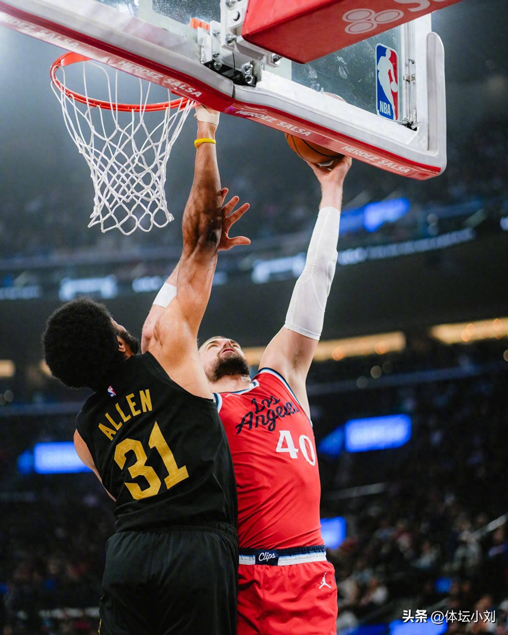 关于莱昂纳德伤愈归来,快船战斗力大增挑战西部豪强的信息 关于莱昂纳德伤愈归来,快船战斗力大增挑战西部豪强的信息