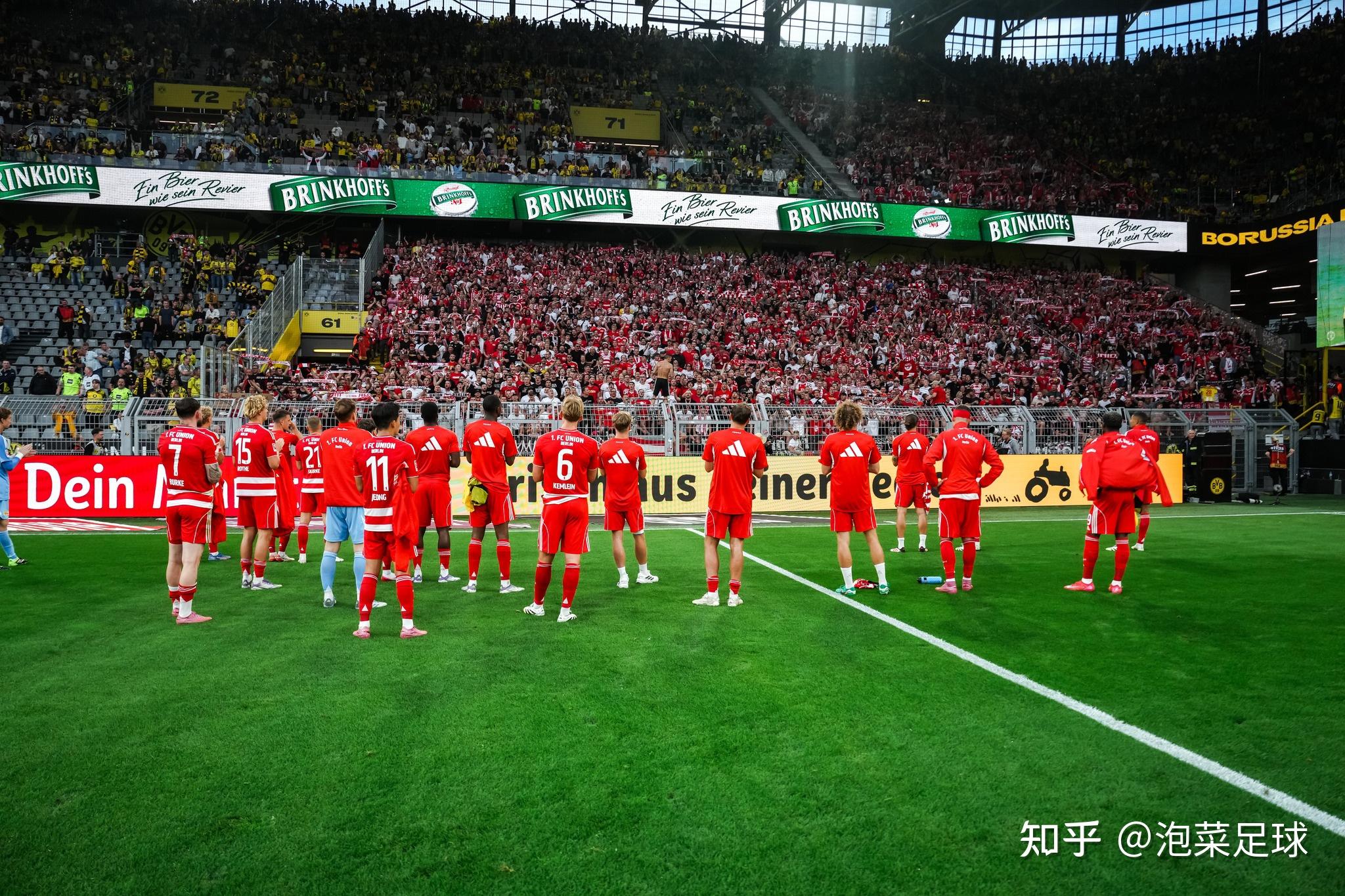 欧洲足坛豪门对决，欧锦赛四强将闪耀舞台