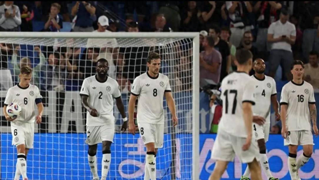 欧联杯战局扑朔迷离，德国豪门险胜挺进