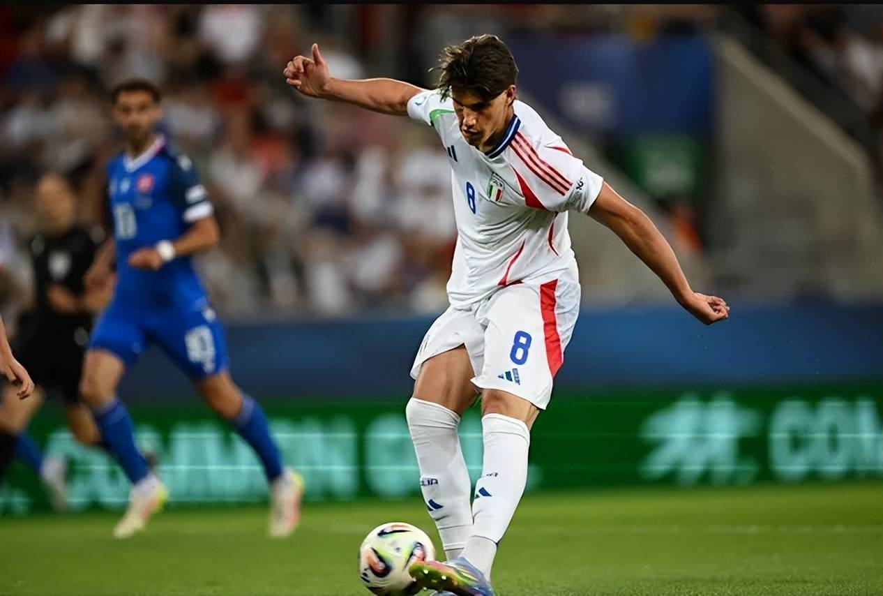 意大利全胜晋级，斯洛伐克惨淡出局