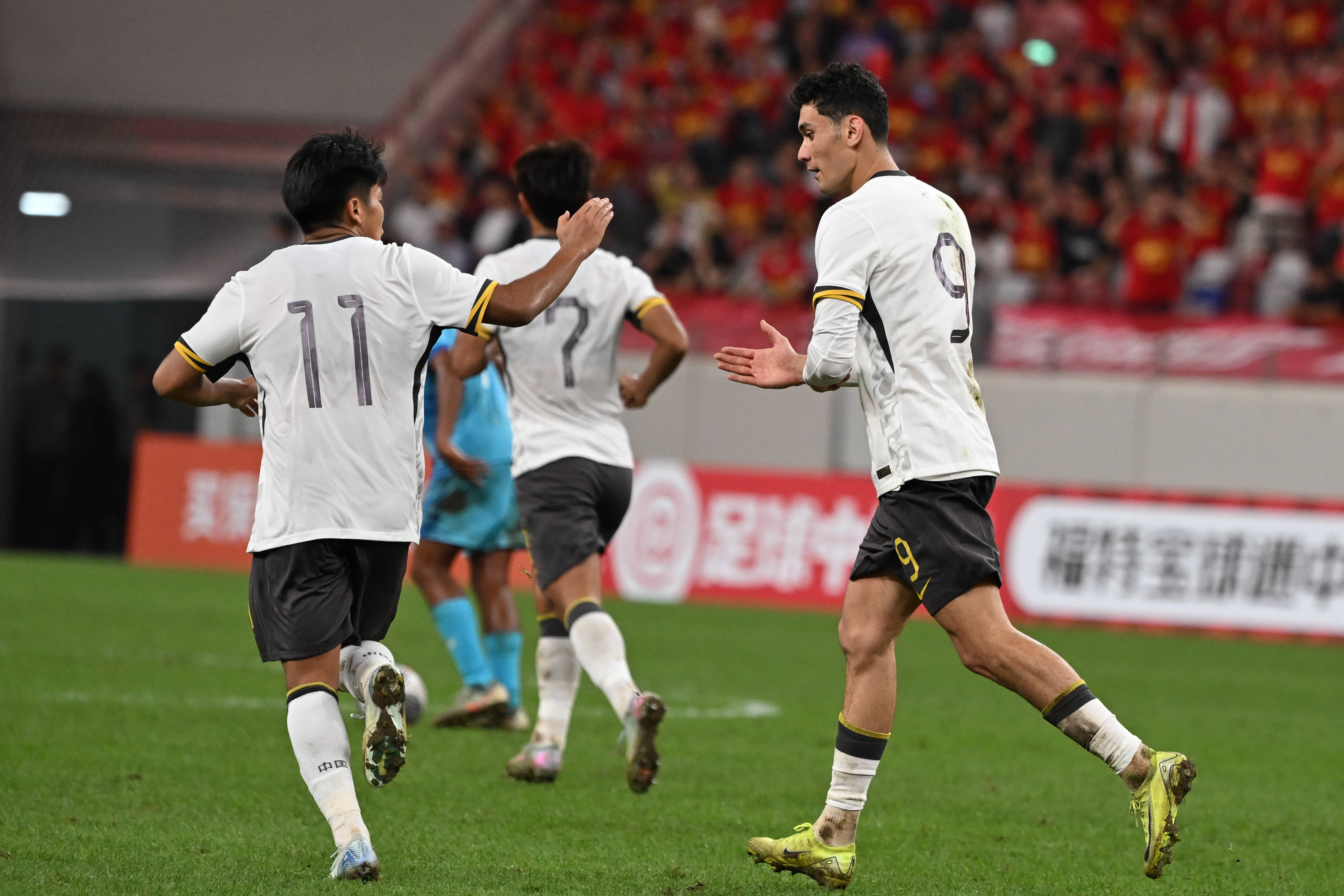 国际比赛中亚洲球队展现出色表现 国际比赛中亚洲球队展现出色表现