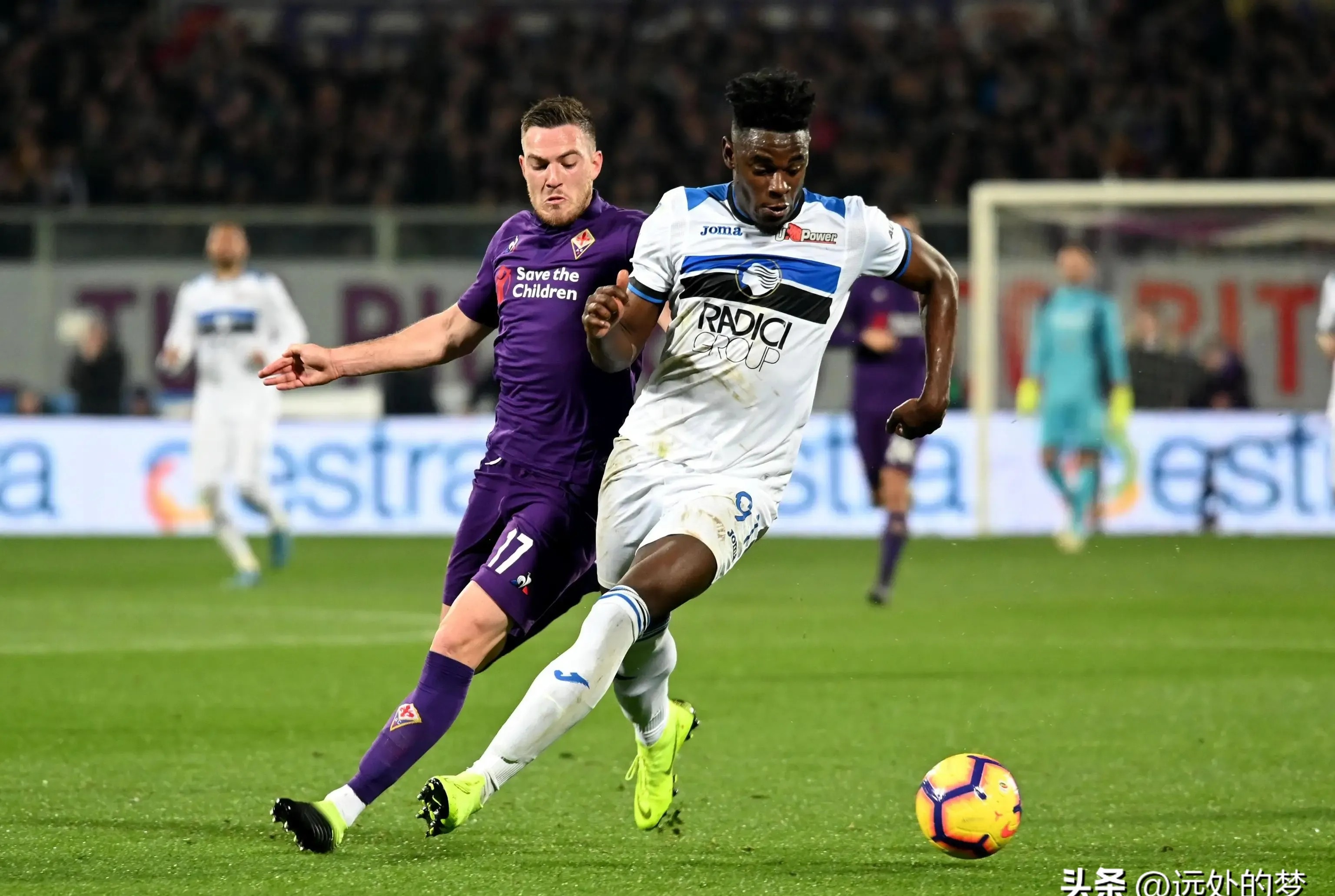 AC米兰官方宣布与球员签约长约，引援大举增强战力