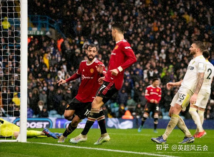 包含里昂球员轰入制胜球,帮助球队实现大逆转的词条 包含里昂球员轰入制胜球,帮助球队实现大逆转的词条