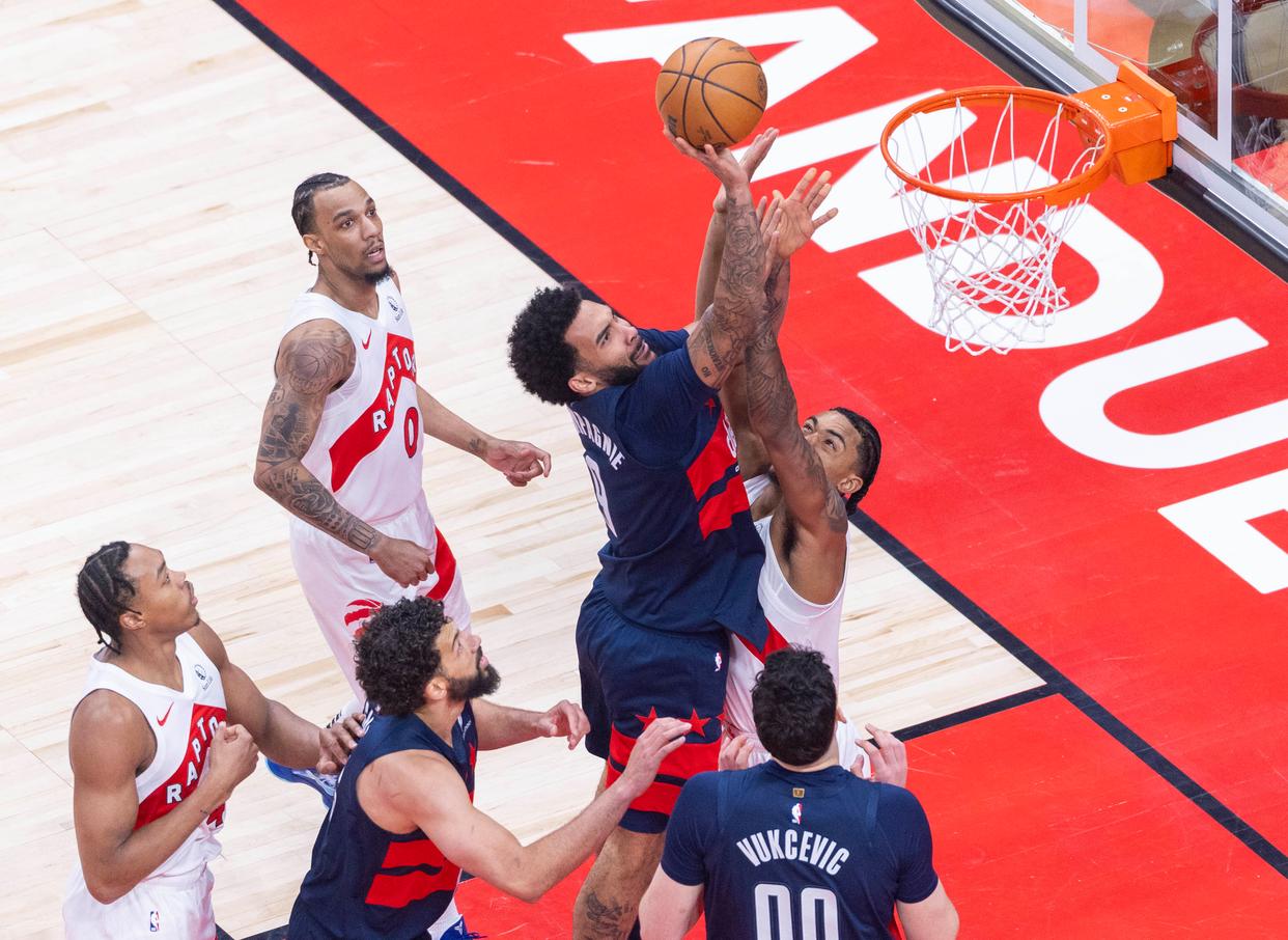 猛龙力克篮网，取得四连胜