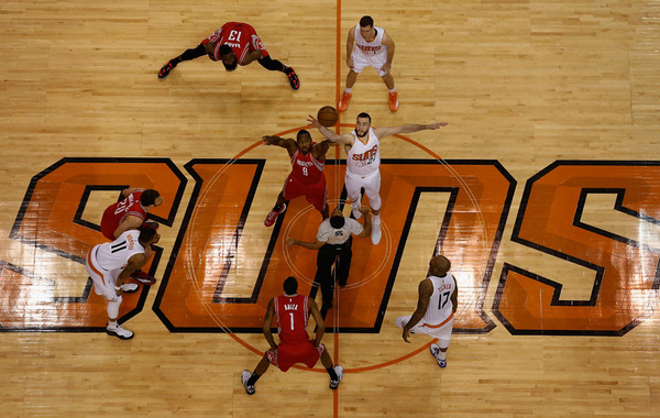 火箭逆转太阳，继续保持胜场的简单介绍