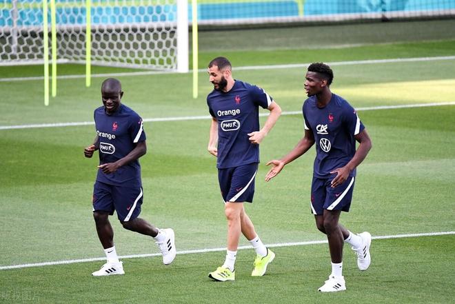 巴格达主场压制,夺得亚冠榜首 巴格达主场压制,夺得亚冠榜首