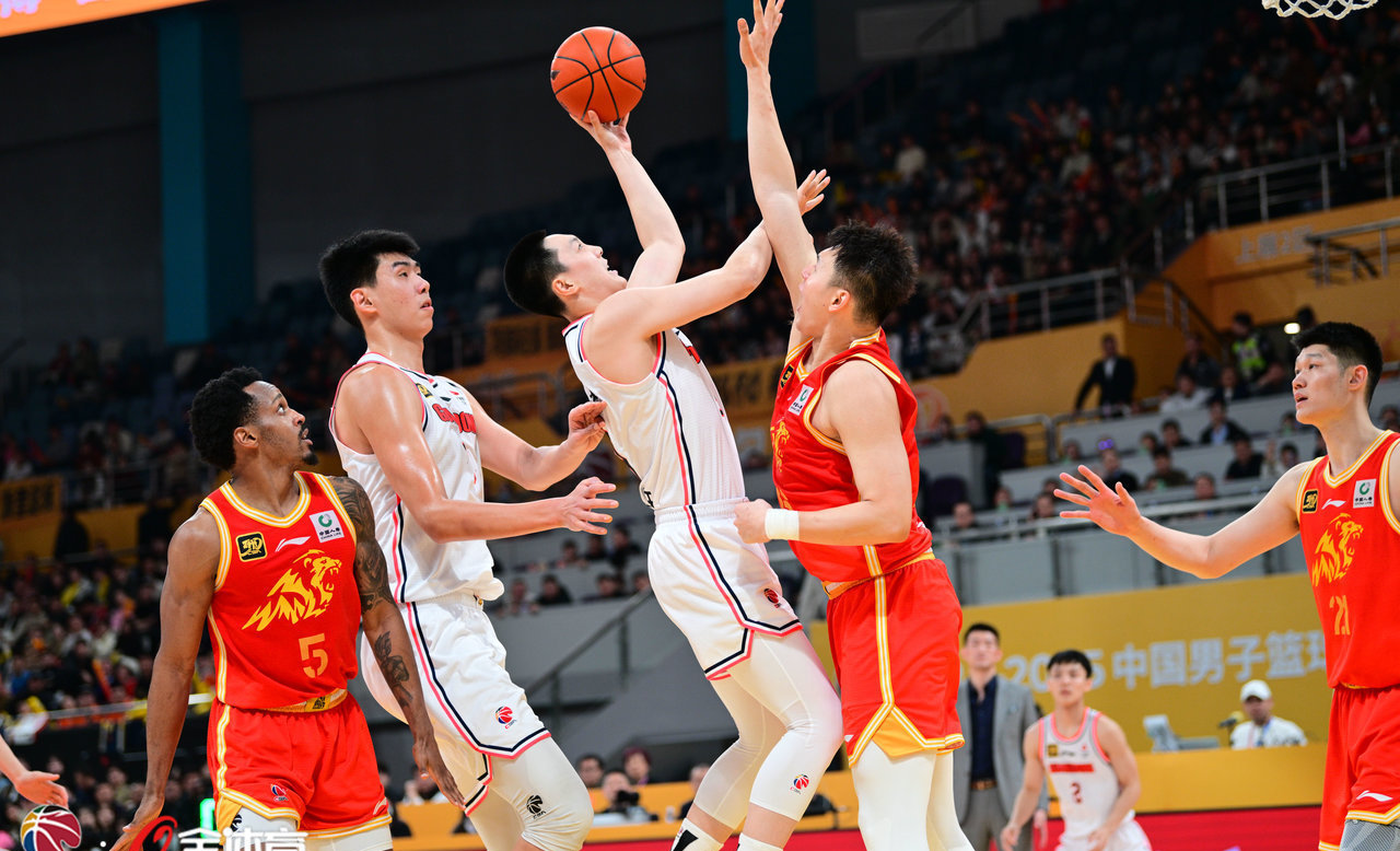 北京首钢将与广东宏远展开激烈对决